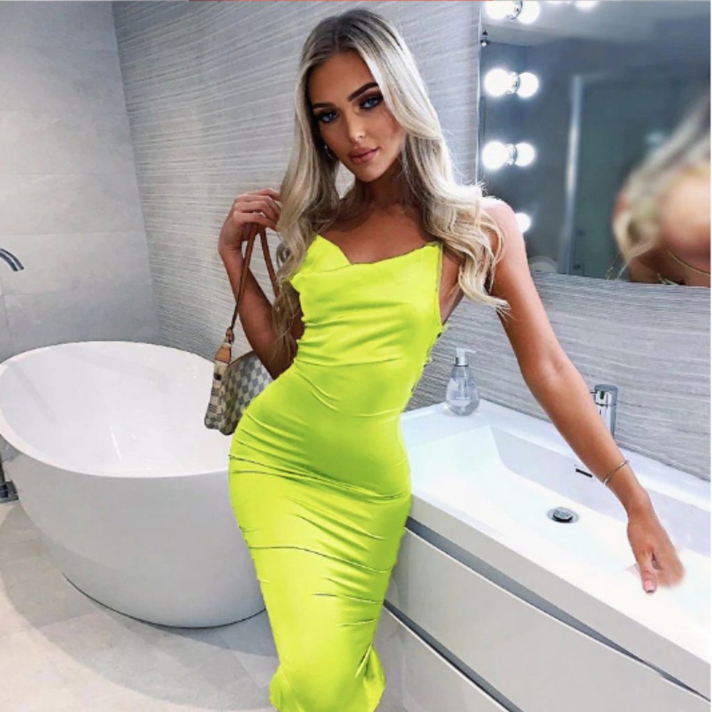 Silky Club  Midi Dress 💍 - Picture 4 of 5